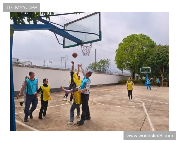 FB体育：探讨体育精神在现代社会中的传承与弘扬